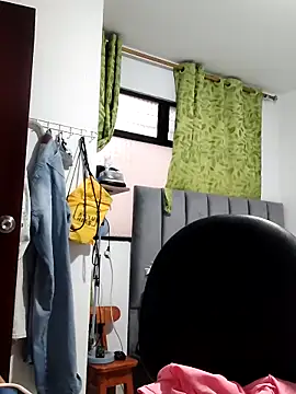 CurvySara1 online show from February 15, 2026, 9:11 pm