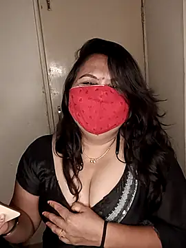 Snapshot of Love-priya chatting on February 7, 2025, 4:56 pm Love-priya online show from February 7, 2025, 4:56 pm