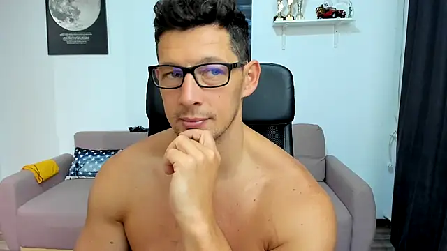 BrutusK08 online show from October 19, 2025, 7:09 am