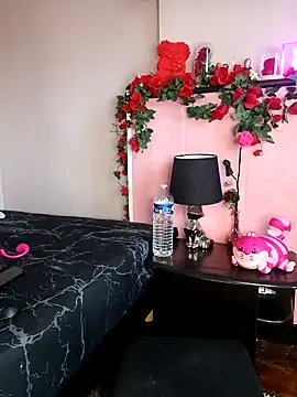 Snapshot of Lia_Roxx chatting on March 5, 2025, 4:57 pm Lia Roxx online show from March 5, 2025, 4:57 pm