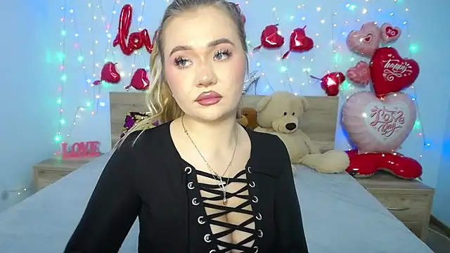 Snapshot of StacyYellig chatting on February 6, 2025, 6:46 pm StacyYellig online show from February 6, 2025, 6:46 pm