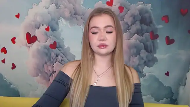 Snapshot of StacyYellig chatting on February 19, 2025, 7:48 pm StacyYellig online show from February 19, 2025, 7:48 pm