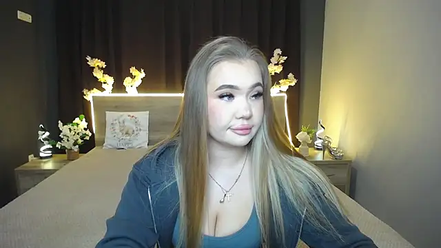 Snapshot of StacyYellig chatting on April 21, 2026, 8:34 pm StacyYellig online show from April 21, 2026, 8:34 pm