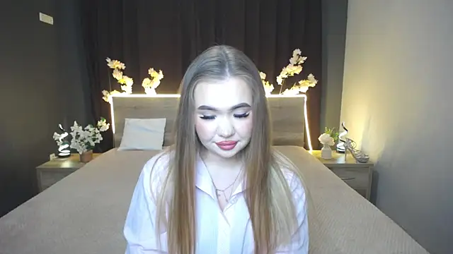 Snapshot of StacyYellig chatting on April 23, 2026, 7:49 pm StacyYellig online show from April 23, 2026, 7:49 pm