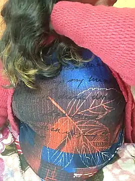 Snapshot of CUTE_SOPHIA- chatting on December 18, 2024, 7:41 pm CUTE SOPHIA- online show from December 18, 2024, 7:41 pm