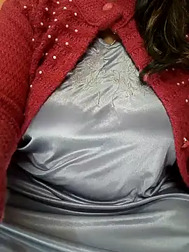 Snapshot of CUTE_SOPHIA- chatting on December 26, 2024, 6:22 pm CUTE SOPHIA- online show from December 26, 2024, 6:22 pm