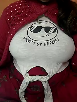 Snapshot of CUTE_SOPHIA- chatting on December 29, 2024, 7:00 pm CUTE SOPHIA- online show from December 29, 2024, 7:00 pm