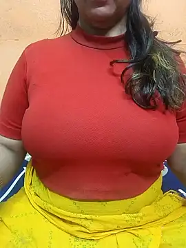 Snapshot of CUTE_SOPHIA- chatting on January 1, 2025, 12:11 am CUTE SOPHIA- online show from January 1, 2025, 12:11 am