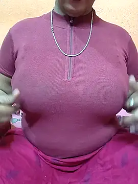 Snapshot of CUTE_SOPHIA- chatting on January 31, 2025, 4:03 am CUTE SOPHIA- online show from January 31, 2025, 4:03 am