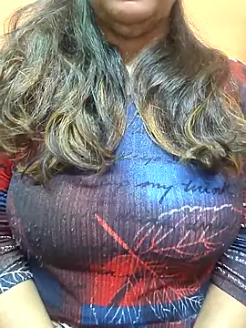 Snapshot of CUTE_SOPHIA- chatting on February 11, 2025, 4:01 am CUTE SOPHIA- online show from February 11, 2025, 4:01 am