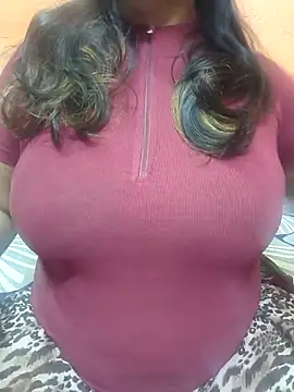 Snapshot of CUTE_SOPHIA- chatting on February 15, 2025, 8:01 pm CUTE SOPHIA- online show from February 15, 2025, 8:01 pm