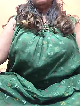 Snapshot of CUTE_SOPHIA- chatting on March 1, 2025, 4:47 am CUTE SOPHIA- online show from March 1, 2025, 4:47 am