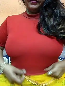 Snapshot of CUTE_SOPHIA- chatting on March 1, 2025, 9:04 pm CUTE SOPHIA- online show from March 1, 2025, 9:04 pm