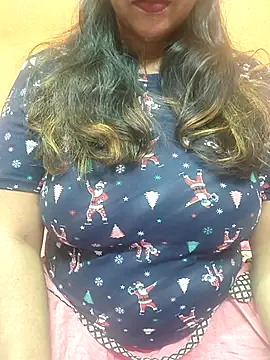 Snapshot of CUTE_SOPHIA- chatting on March 13, 2025, 8:32 pm CUTE SOPHIA- online show from March 13, 2025, 8:32 pm