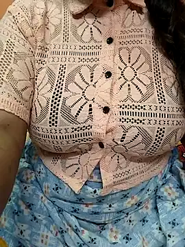 Snapshot of CUTE_SOPHIA- chatting on September 11, 2025, 10:15 am CUTE SOPHIA- online show from September 11, 2025, 10:15 am