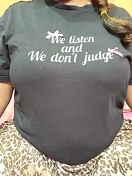 Snapshot of CUTE_SOPHIA- chatting on September 24, 2025, 8:12 pm CUTE SOPHIA- online show from September 24, 2025, 8:12 pm