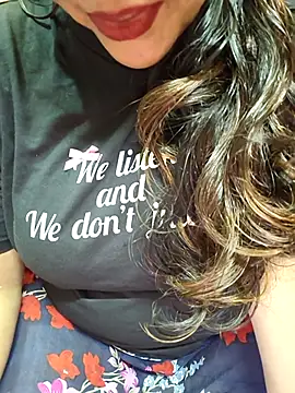 Snapshot of CUTE_SOPHIA- chatting on September 25, 2025, 7:39 pm CUTE SOPHIA- online show from September 25, 2025, 7:39 pm