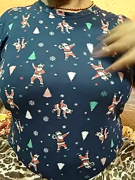 Snapshot of CUTE_SOPHIA- chatting on October 31, 2025, 1:17 am CUTE SOPHIA- online show from October 31, 2025, 1:17 am