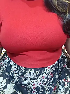 Snapshot of CUTE_SOPHIA- chatting on November 2, 2025, 11:07 pm CUTE SOPHIA- online show from November 2, 2025, 11:07 pm