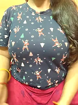 CUTE SOPHIA- online show from March 12, 2026, 1:45 am