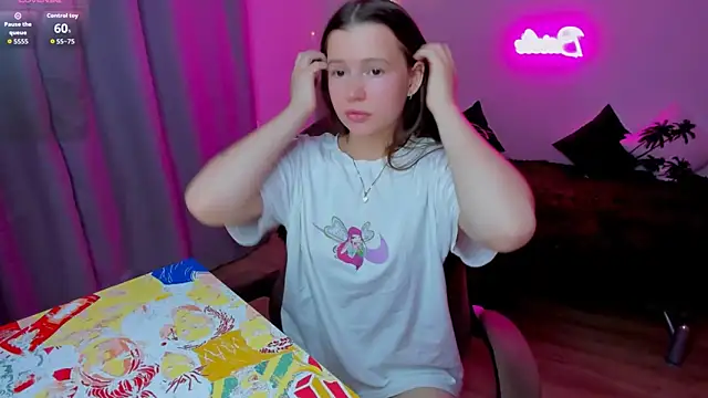 HelloRoxy online show from November 8, 2025, 7:01 pm