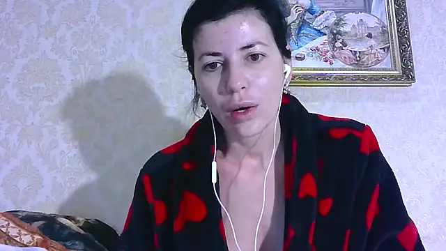 StunnigArt online show from May 14, 2026, 1:23 am