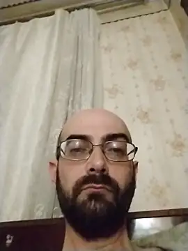 ArsenSavas online show from April 19, 2026, 9:39 pm