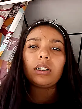 stefanie010 online show from February 16, 2025, 6:43 pm