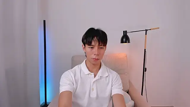 kim lian21 online show from February 26, 2026, 12:26 pm