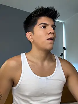 santiago 01 online show from May 22, 2026, 8:58 pm