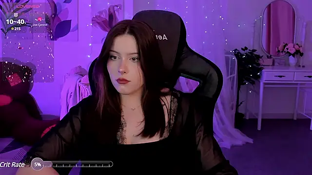 Snapshot of CoralineKeyns chatting on December 10, 2024, 8:51 am CoralineKeyns online show from December 10, 2024, 8:51 am