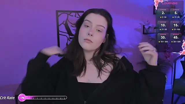 Snapshot of CoralineKeyns chatting on December 13, 2024, 5:05 am CoralineKeyns online show from December 13, 2024, 5:05 am