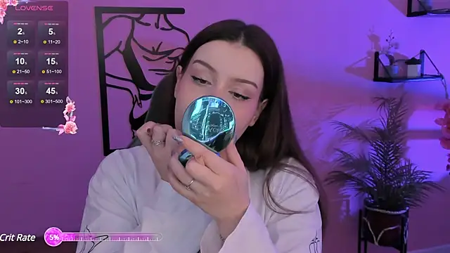 Snapshot of CoralineKeyns chatting on January 27, 2025, 5:14 am CoralineKeyns online show from January 27, 2025, 5:14 am