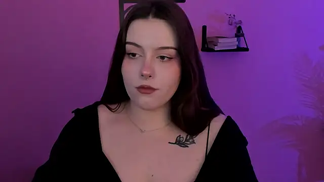 Snapshot of CoralineKeyns chatting on February 26, 2025, 8:37 am CoralineKeyns online show from February 26, 2025, 8:37 am