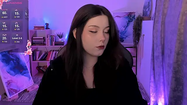 Snapshot of CoralineKeyns chatting on October 5, 2025, 5:17 am CoralineKeyns online show from October 5, 2025, 5:17 am