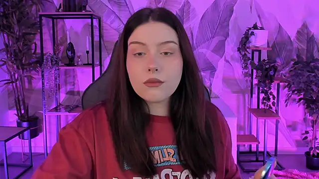 Snapshot of CoralineKeyns chatting on October 16, 2025, 5:19 am CoralineKeyns online show from October 16, 2025, 5:19 am