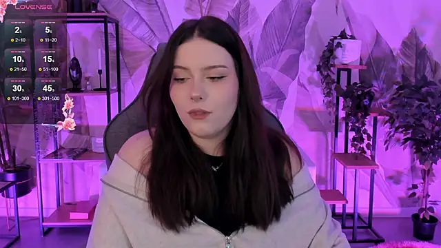 Snapshot of CoralineKeyns chatting on October 23, 2025, 5:29 am CoralineKeyns online show from October 23, 2025, 5:29 am