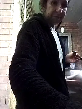 Cameron puppy online show from March 22, 2025, 8:04 pm