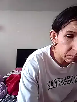 Cameron puppy online show from October 25, 2025, 2:02 pm