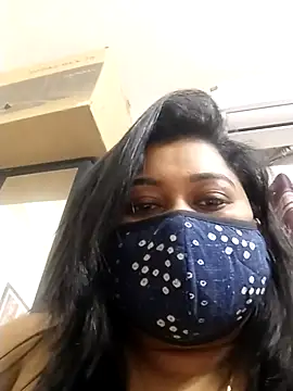 indianlisa5 online show from February 4, 2026, 8:47 pm