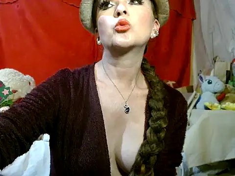hottieperla online show from January 17, 2026, 7:17 pm