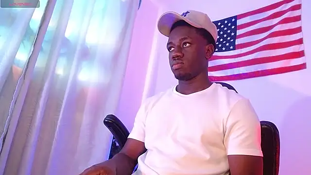 Snapshot of mike_wallace chatting on October 29, 2025, 7:26 pm mike wallace online show from October 29, 2025, 7:26 pm