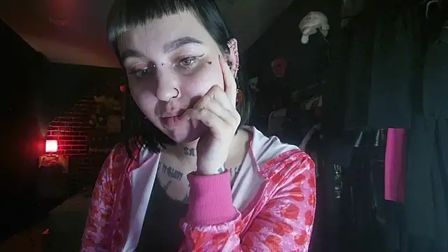 MoorderxDoll online show from December 30, 2024, 10:34 pm