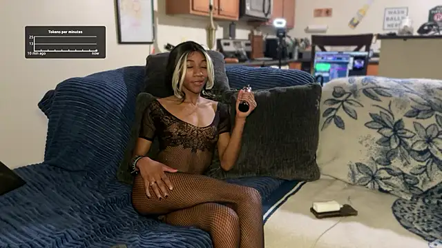 Snapshot of cutiesigh chatting on September 15, 2025, 10:37 am cutiesigh online show from September 15, 2025, 10:37 am