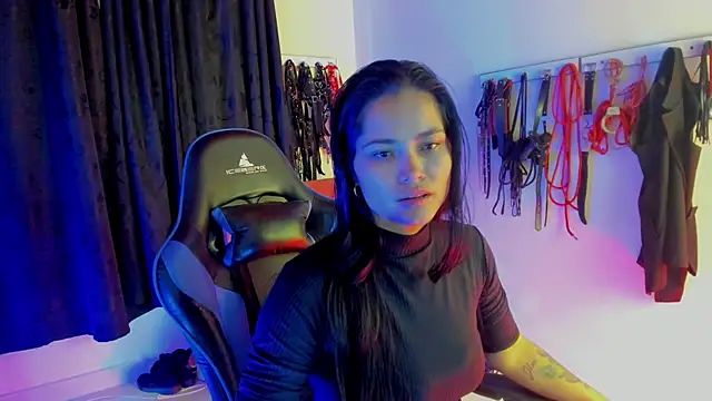 scarlet-kennedy98 online show from September 9, 2025, 7:57 pm