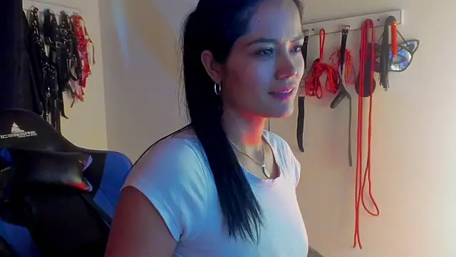 scarlet-kennedy98 online show from October 31, 2025, 6:42 pm