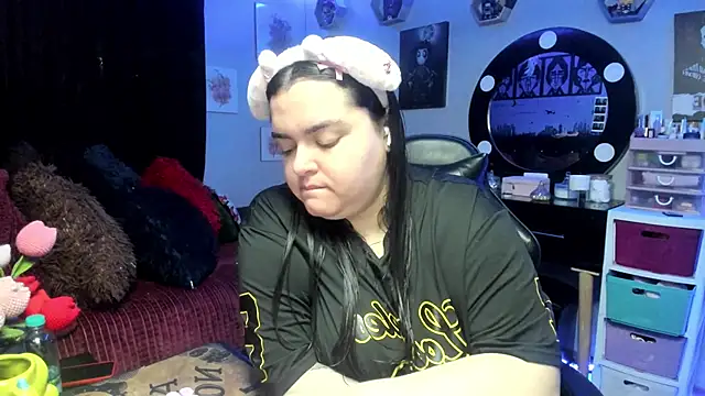 Luise Meyrink online show from April 14, 2026, 4:51 am