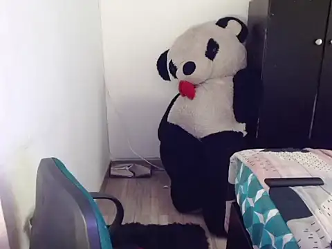  annie rosse online show from February 13, 2026, 8:27 pm