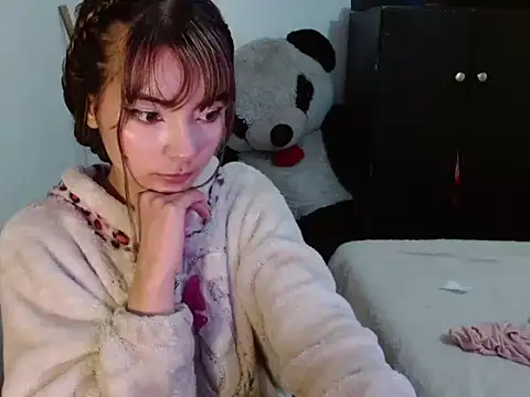  annie rosse online show from February 17, 2026, 10:27 pm