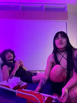 aangie  uwu online show from December 2, 2024, 3:04 am